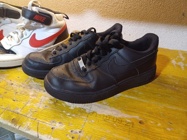 2 Zapatillas Nike