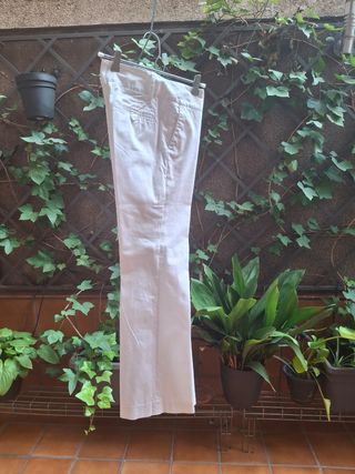 Pantalón blanco elegante