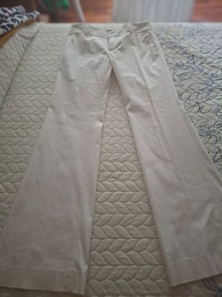Pantalón blanco elegante