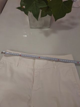 Pantalón blanco elegante
