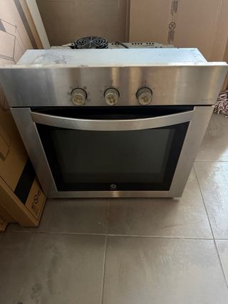 Frigorífico, lavavajillas y horno