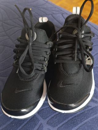 Nike Air Presto Negro