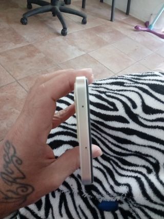 Vivo Y36 16GB RAM 256GB Almacenamiento.color Oro