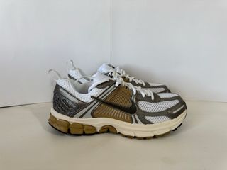 Sneakers Nike Vomero 5 Talla 38