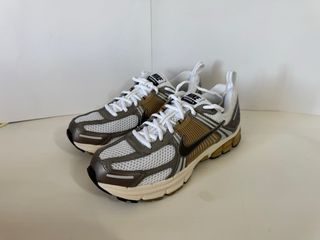Sneakers Nike Vomero 5 Talla 38