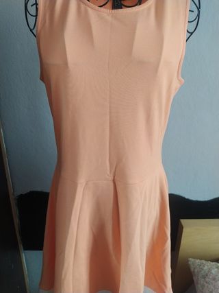 Vestido naranja y blanco