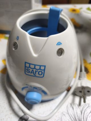 Calienta biberones Saro.