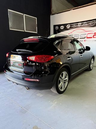 Infiniti EX30 2012