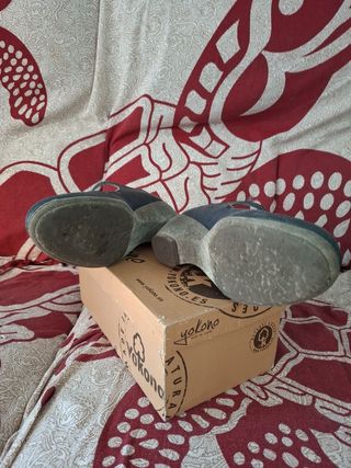 Zapatos de piel Yokono