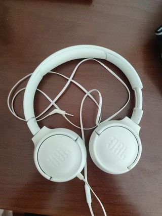Auriculares JBL TUNE 500 BLANCOS nuevos