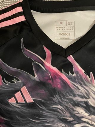 Camiseta Adidas Japón Dragón Rosa Negra Talla M