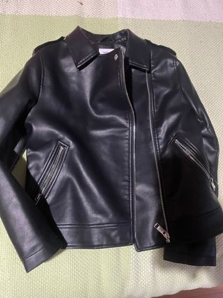 Cazadora efecto cuero niña talla 9-10