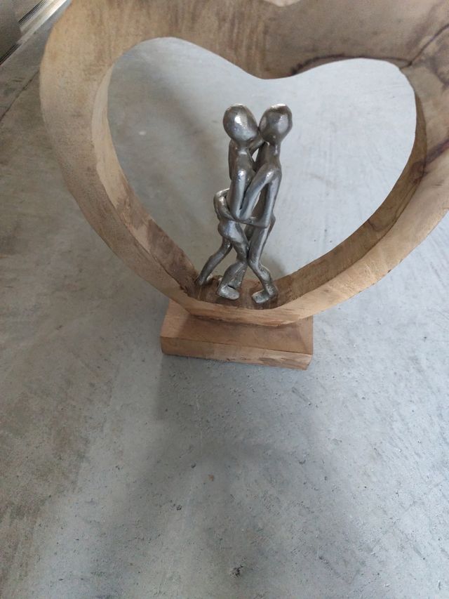 Figura Corazón Madera y Metal Pareja
