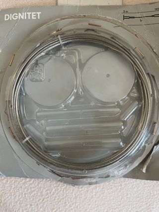 Sirga para colgar cortinas DIGNITET de acero inox.