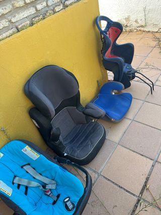 Sillas de coche para niños.20€ todo