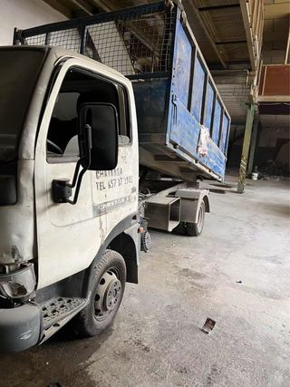 Nissan Cabstar 2002