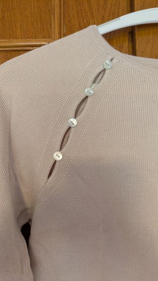 Jersey canalé fino Lefties beige con botones