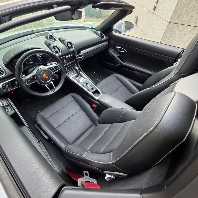 Porsche 718 Boxster 2024*300cv*BOSE*VENTILADOS*LED