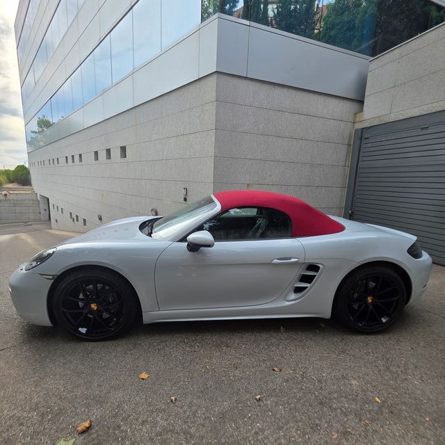 Porsche 718 Boxster 2024*300cv*BOSE*VENTILADOS*LED