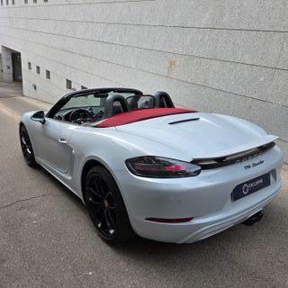 Porsche 718 Boxster 2024*300cv*BOSE*VENTILADOS*LED