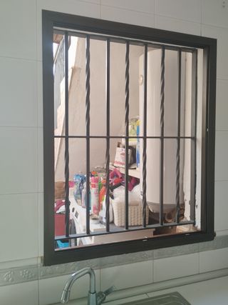 Puerta y ventana aluminio oferta urge la venta
