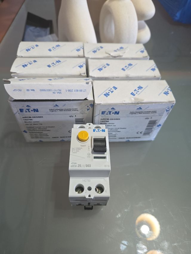 Interruptor Diferencial Eaton mRCM-25/2/003