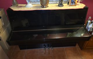 Piano ETUDE Negro Brillante