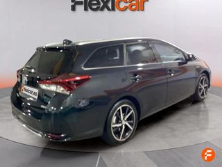 Toyota Auris 1.8 140H Active Touring Sports