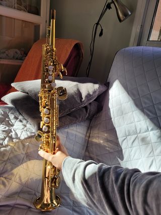 Saxo Soprano YSS 475, dos boquillas y cañas
