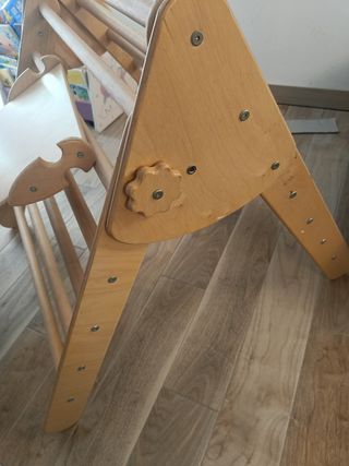 Gimnasio Montessori de madera