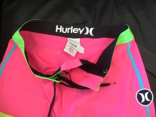 Bañador Hurley Rosa Neón talla 32