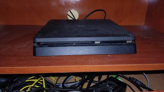 PS4 Slim Negra