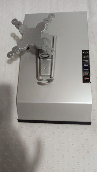 Soporte TV LG para caravana