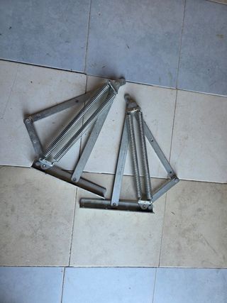 Bisagra para canapé de metal