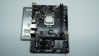 Placa Base Gigabyte GA-H81M-S1 Intel G3260