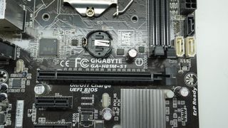 Placa Base Gigabyte GA-H81M-S1 Intel G3260