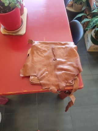 Bolso de cuero artesanal
