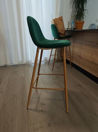 Taburetes Verdes Terciopelo y Madera