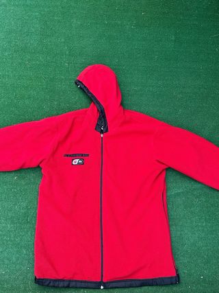 Chaqueta Nike Negra con Capucha