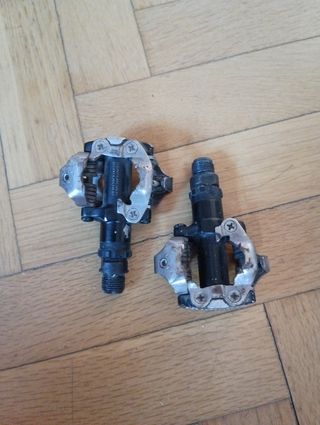 Pedales Shimano PD-M520