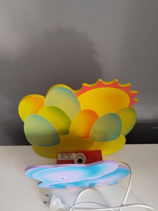 Lámpara infantil elefante con sol y montañas