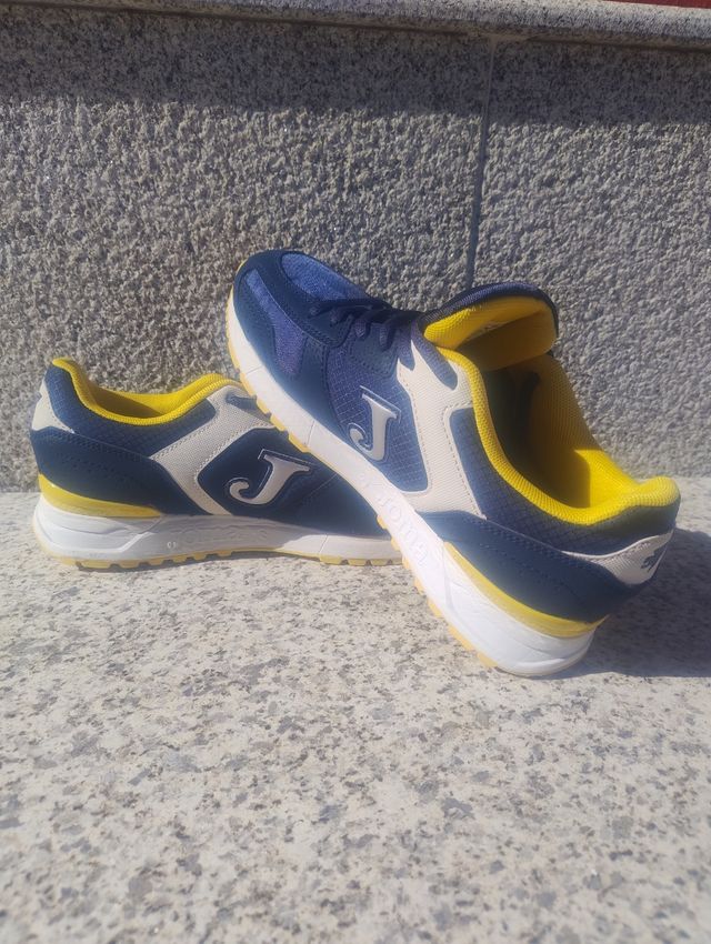 Zapatillas Joma Azul y Amarillo 38  sin estrenar 