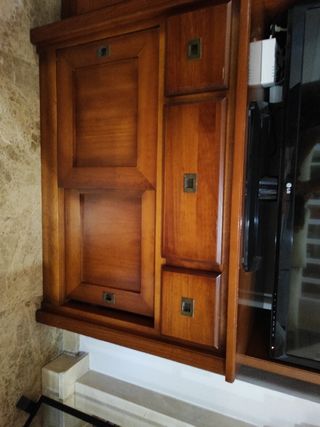 Mueble de salón de madera