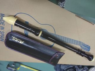 Flauta AULOS dulce oscura con funda