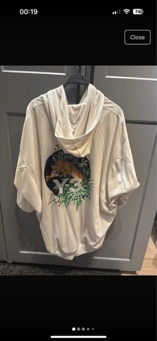 Sudadera Y-3 Beige con Estampado de Leopardo