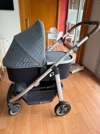 Cochecito UPPAbaby Cruz (sacos incluidos y extras)