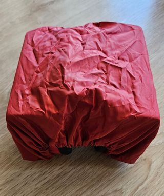 BOLSA DOBLE PARA BICICLETA CON PROTECCIÓN LLUVIA