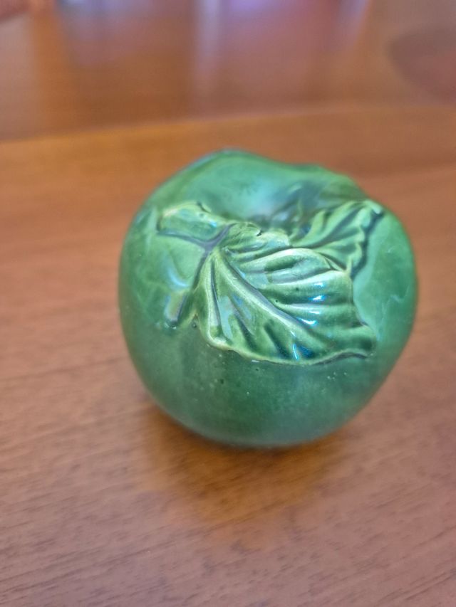 Posacenere originale in ceramica verde