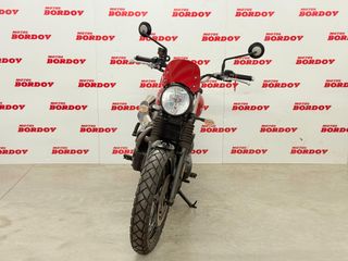 TRIUMPH Street Scrambler 900