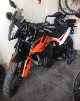 KTM 790 Adventure. Limitable para A2